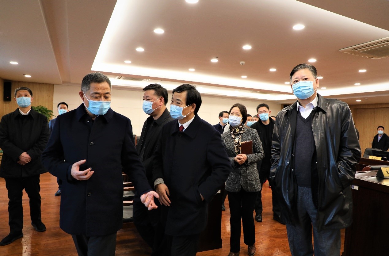 杭州市委常委、秘書長(zhǎng)、政法委書記許明一行來(lái)甬調(diào)研知識(shí)產(chǎn)權(quán)保護(hù)工作2.jpg