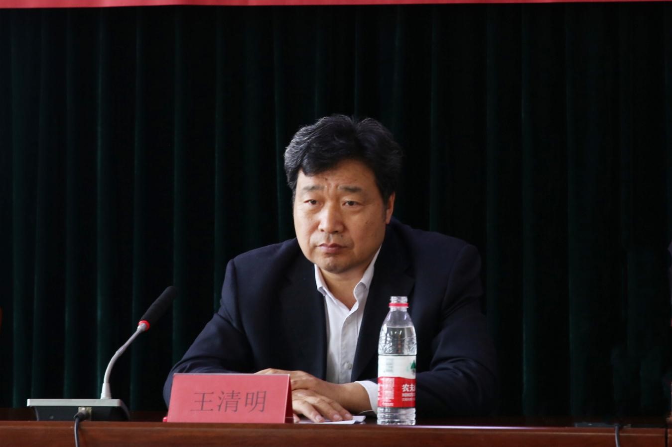 中國（濰坊）知識產權保護中心舉辦“4.26”世界知識產權日暨知識產權志愿者服務隊授旗儀式3.jpg