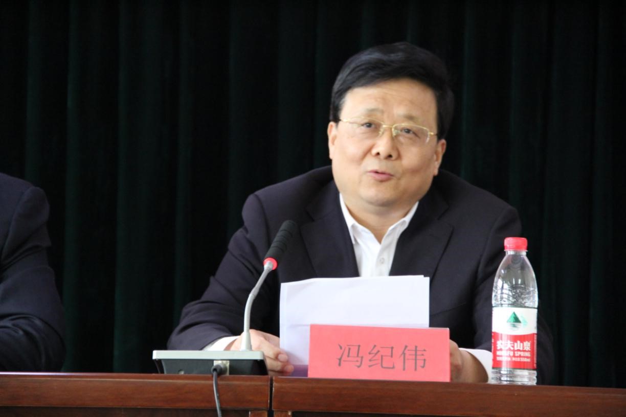 中國（濰坊）知識產權保護中心舉辦“4.26”世界知識產權日暨知識產權志愿者服務隊授旗儀式4.jpg