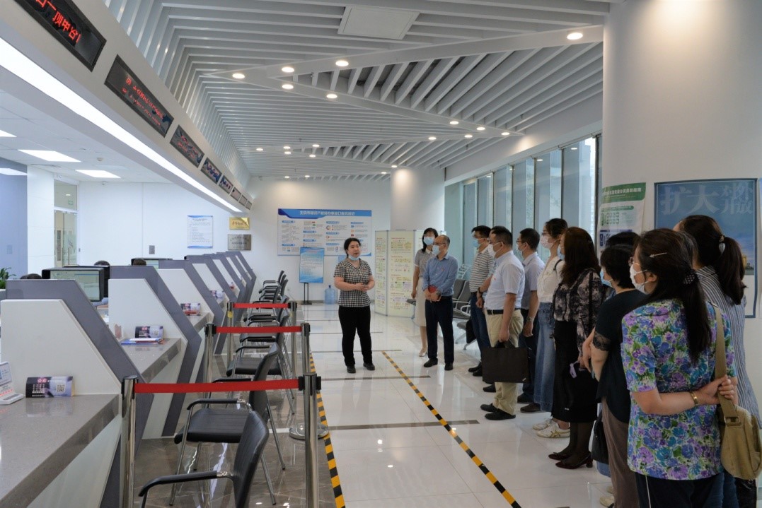 北京市知識產權保護中心與中國專利信息中心開展支部黨建聯學活動2.jpg