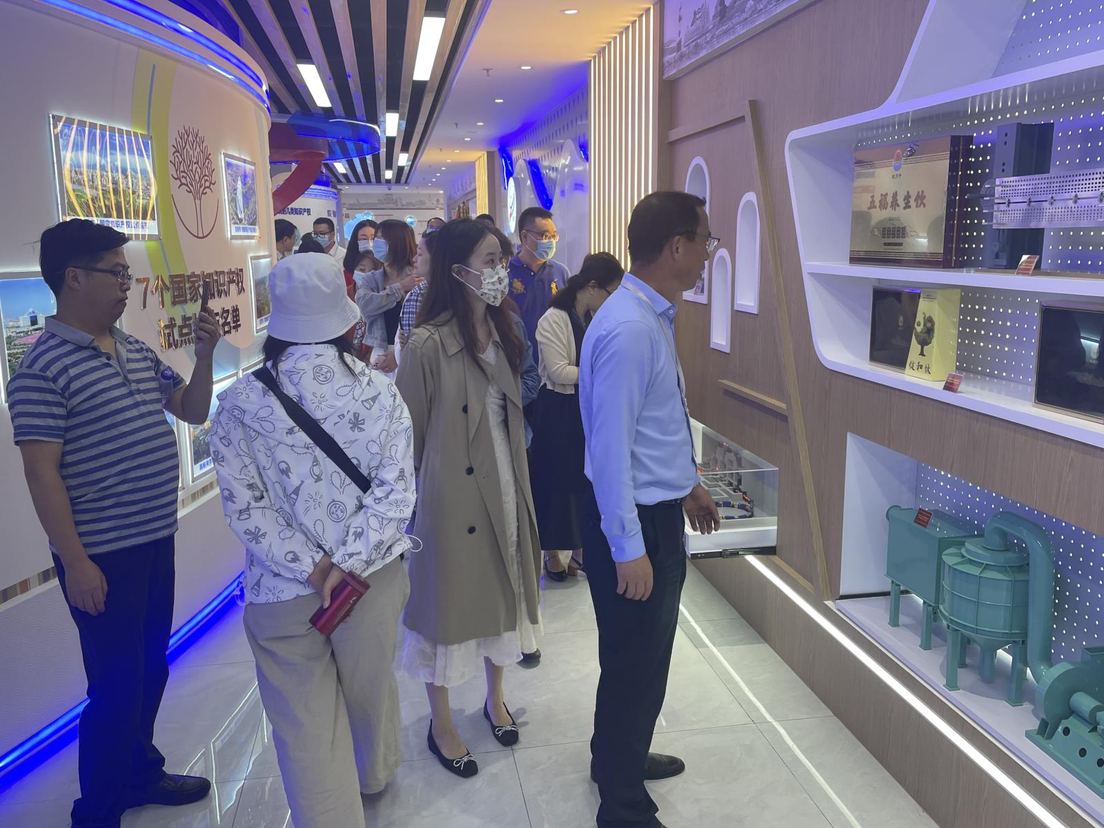 全國知識產權公共服務能力提升培訓班一行來到中國（甘肅）知識產權保護中心開展現場參觀教學活動3.jpg