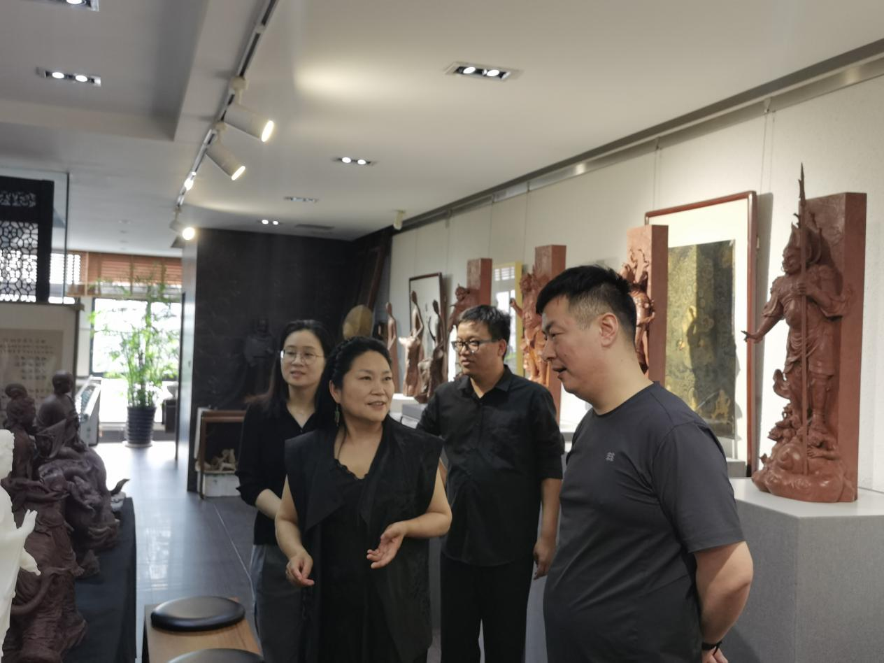 35宜興市知識產權快速維權中心5.30-宜興市知識產權快速維權中心走訪本地陶瓷企業 提升服務質效 賦能創新發展.png